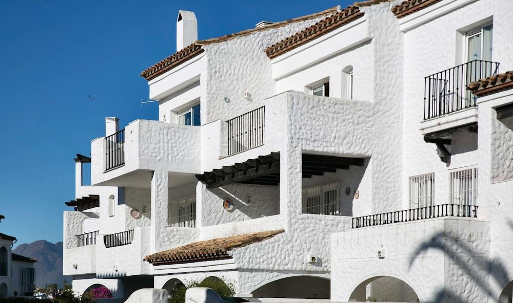 Ona Club Bena Vista Lejlighedshotel Estepona Eksteriør billede