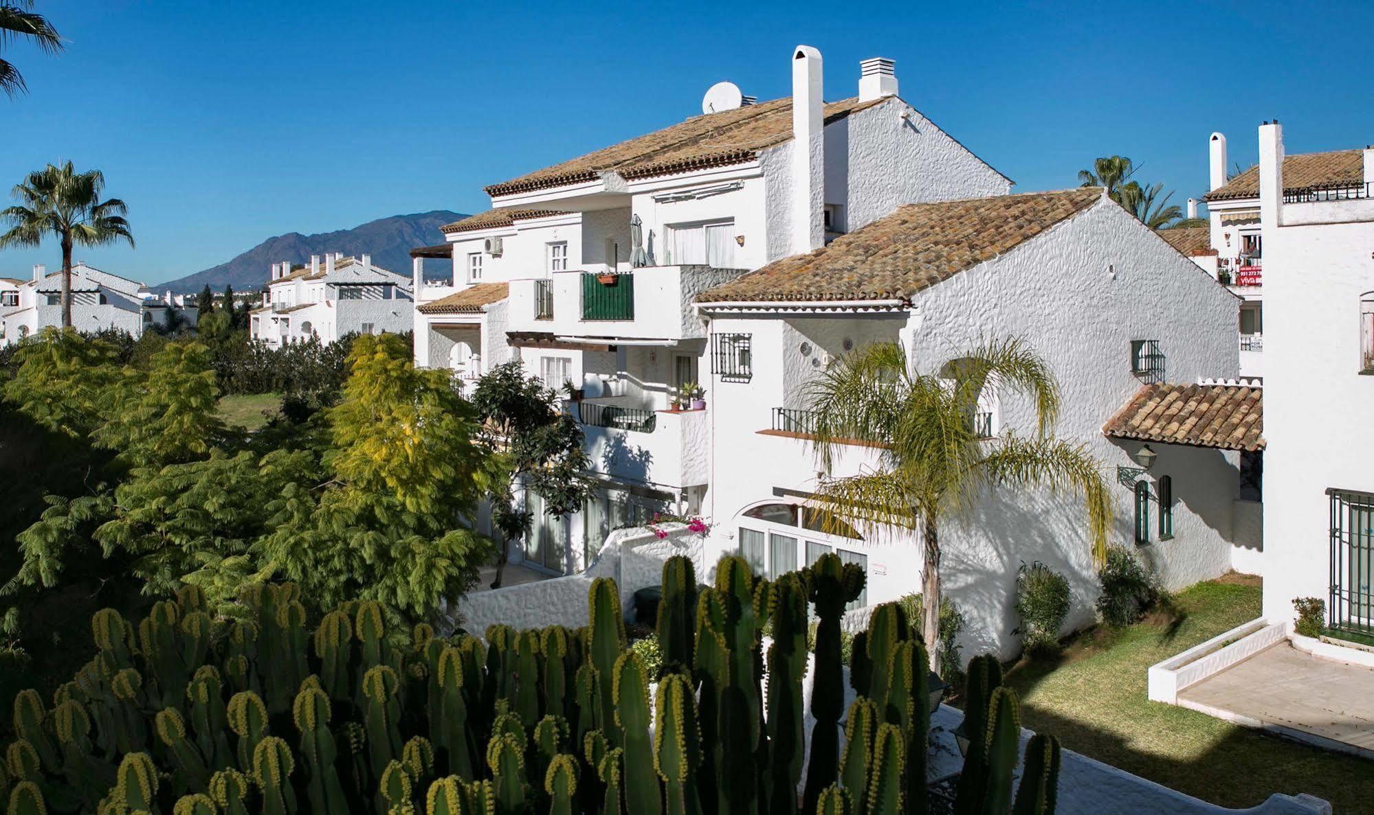 Ona Club Bena Vista Lejlighedshotel Estepona Eksteriør billede