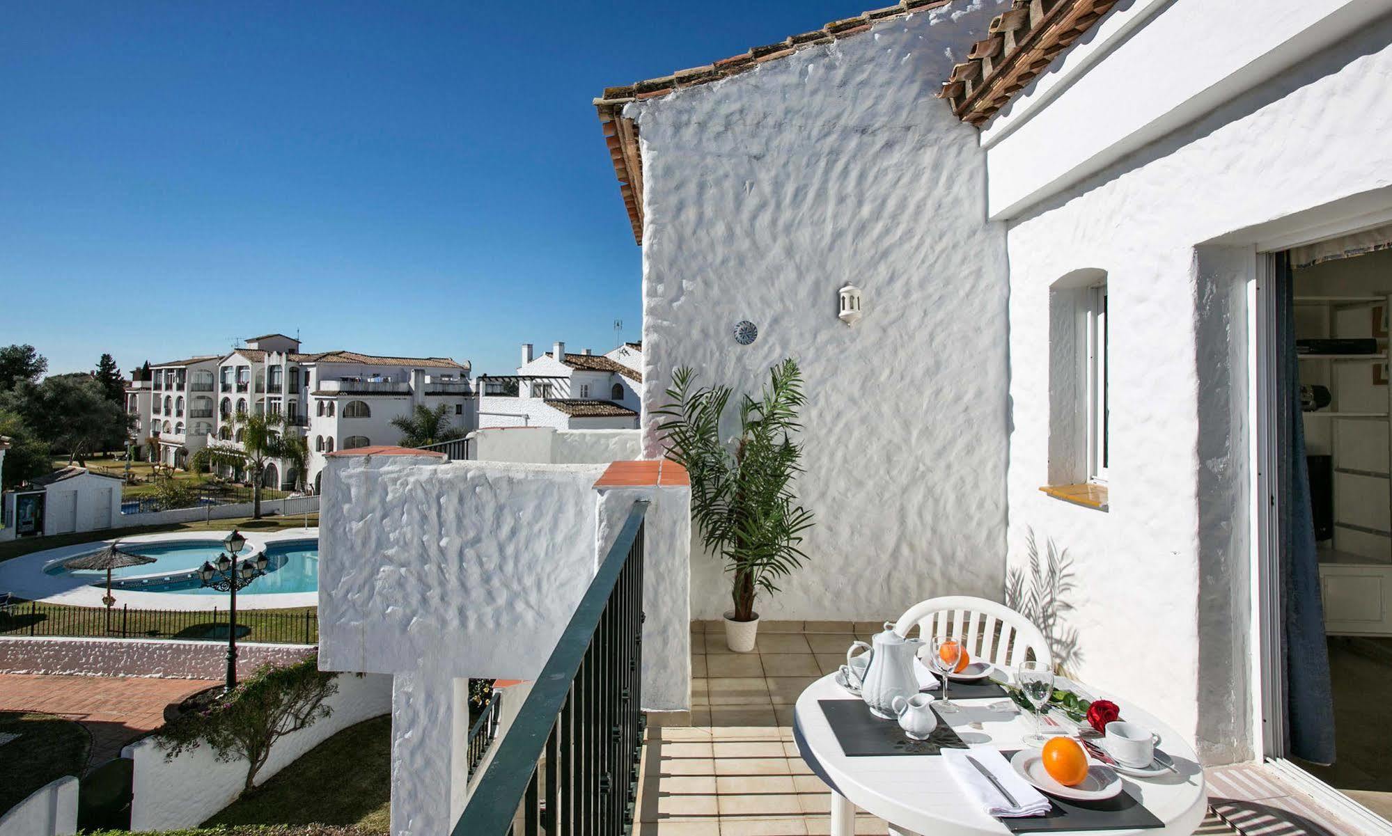 Ona Club Bena Vista Lejlighedshotel Estepona Eksteriør billede