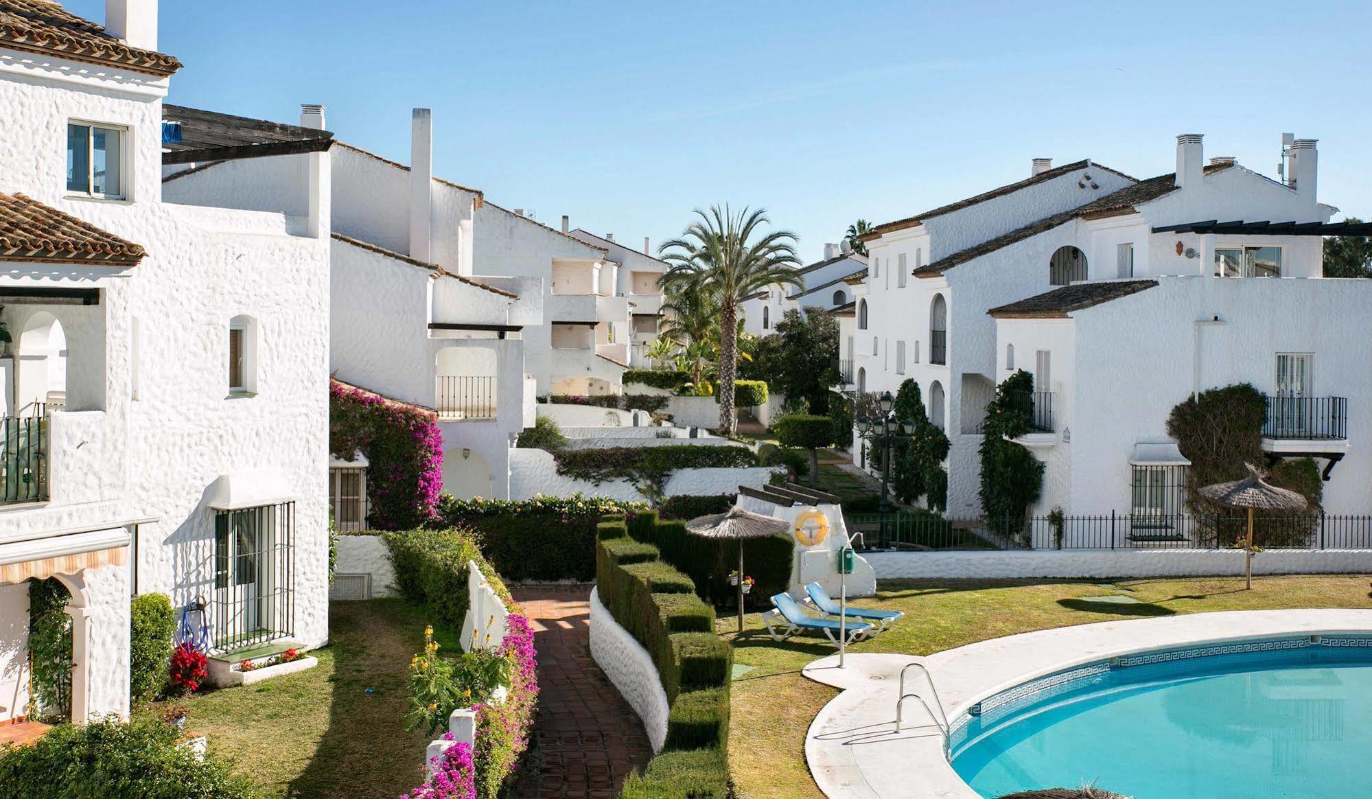 Ona Club Bena Vista Lejlighedshotel Estepona Eksteriør billede